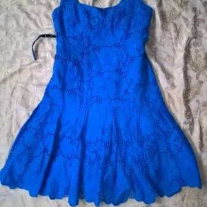 SIZE 4 NANETTE LEPORE BLUE SLEEVELESS DRESS WITH BELT (NEW)